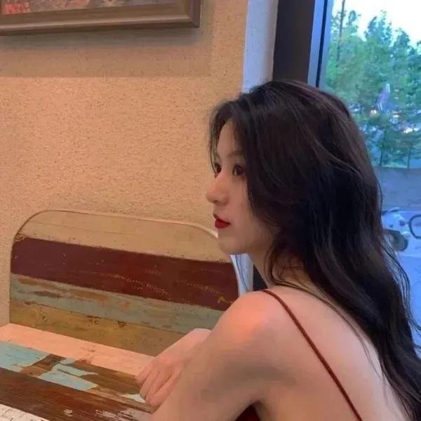 奇怪的婚姻